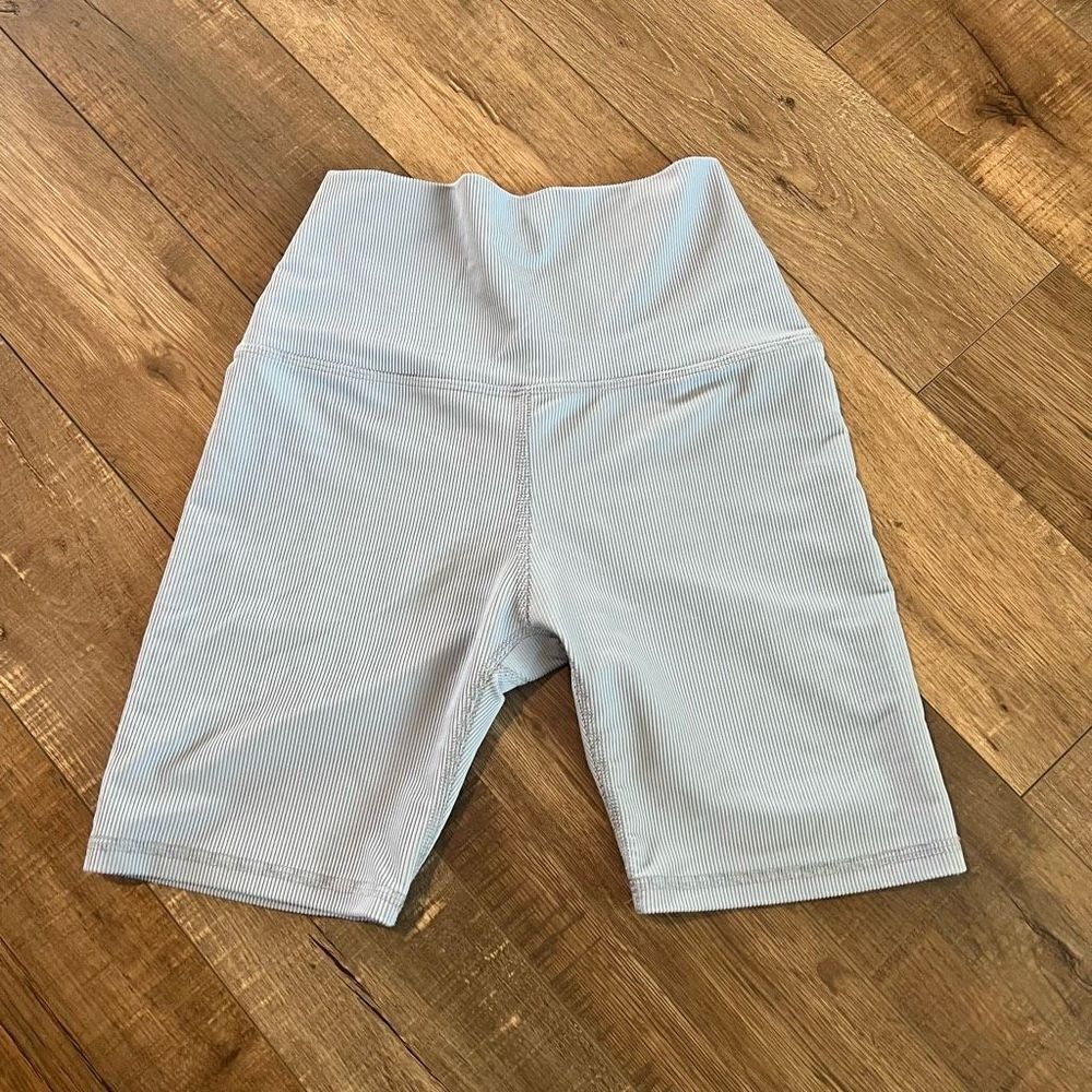 Five sky blue shorts size s